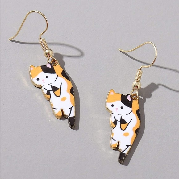 Hanging Calico Cat Earrings - Picture 2 of 3